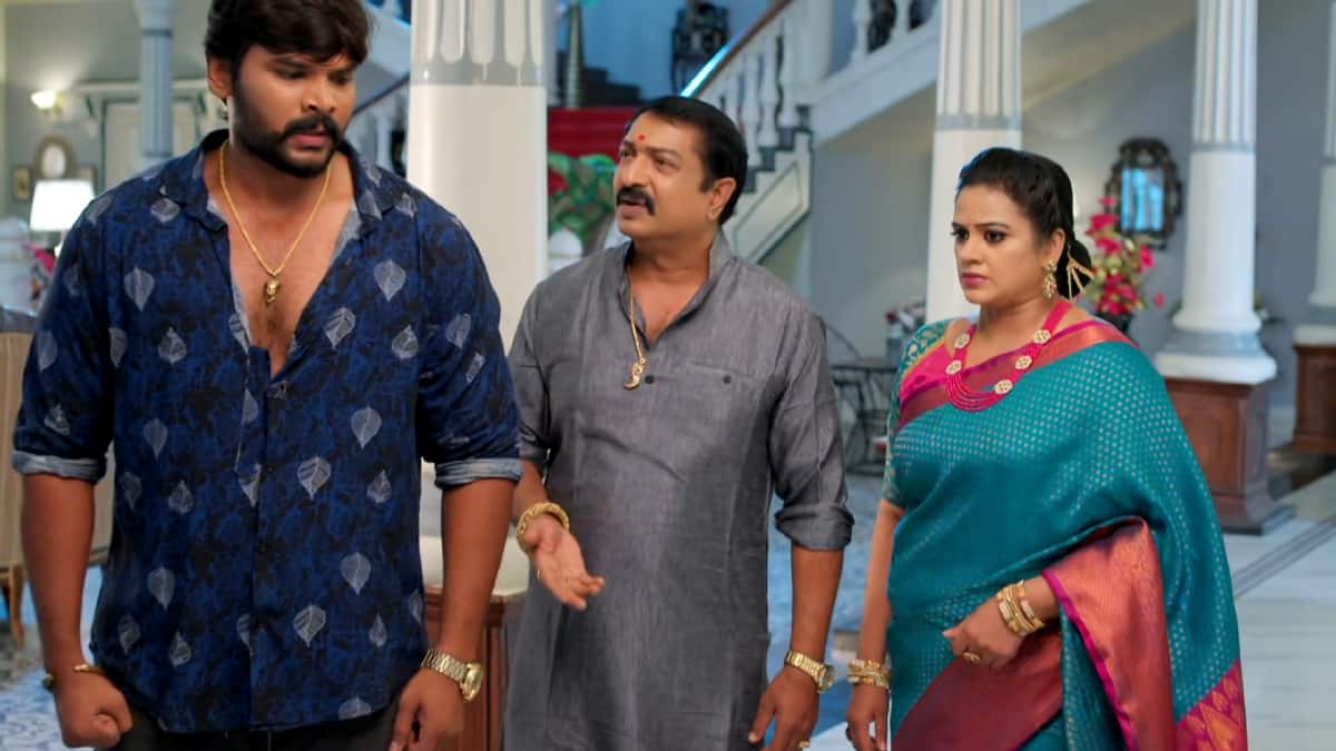 Illu Illalu Pillalu Serial Today September 3rd: ఇల్లు ఇల్లాలు పిల్లలు: ధీరజ్ కోసం నడిరోడ్డు మీద అన్నని కొట్టిన ప్రేమ! ఓ టెన్షన్‌ నుంచి వల్లీ ఫ్రీ!