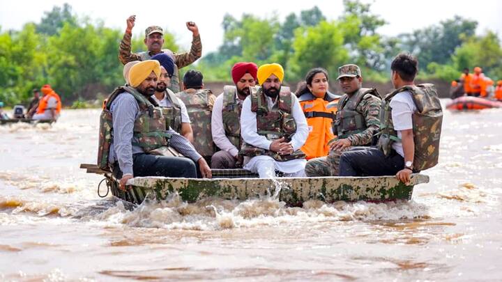 Punjab Chief Minister Bhagwant Mann during a visit at flood-hit Ferozepur, in Punjab. (Image Source: PTI Images)