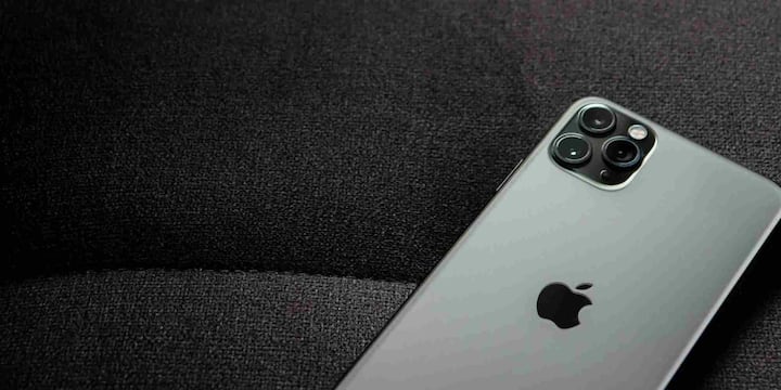 So far, the complete ban by the government on the iPhone has been implemented only in Indonesia. On the other hand, the iPhone 14 and 15 models were banned in Iran, which increased their prices significantly and has created a side-conomy position.