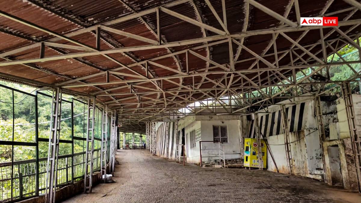 वैष्णो देवी मंदिर के रास्ते में फिर भूस्खलन, 9 दिनों से यात्रा निलंबित, कटरा बेस कैंप सुनसान