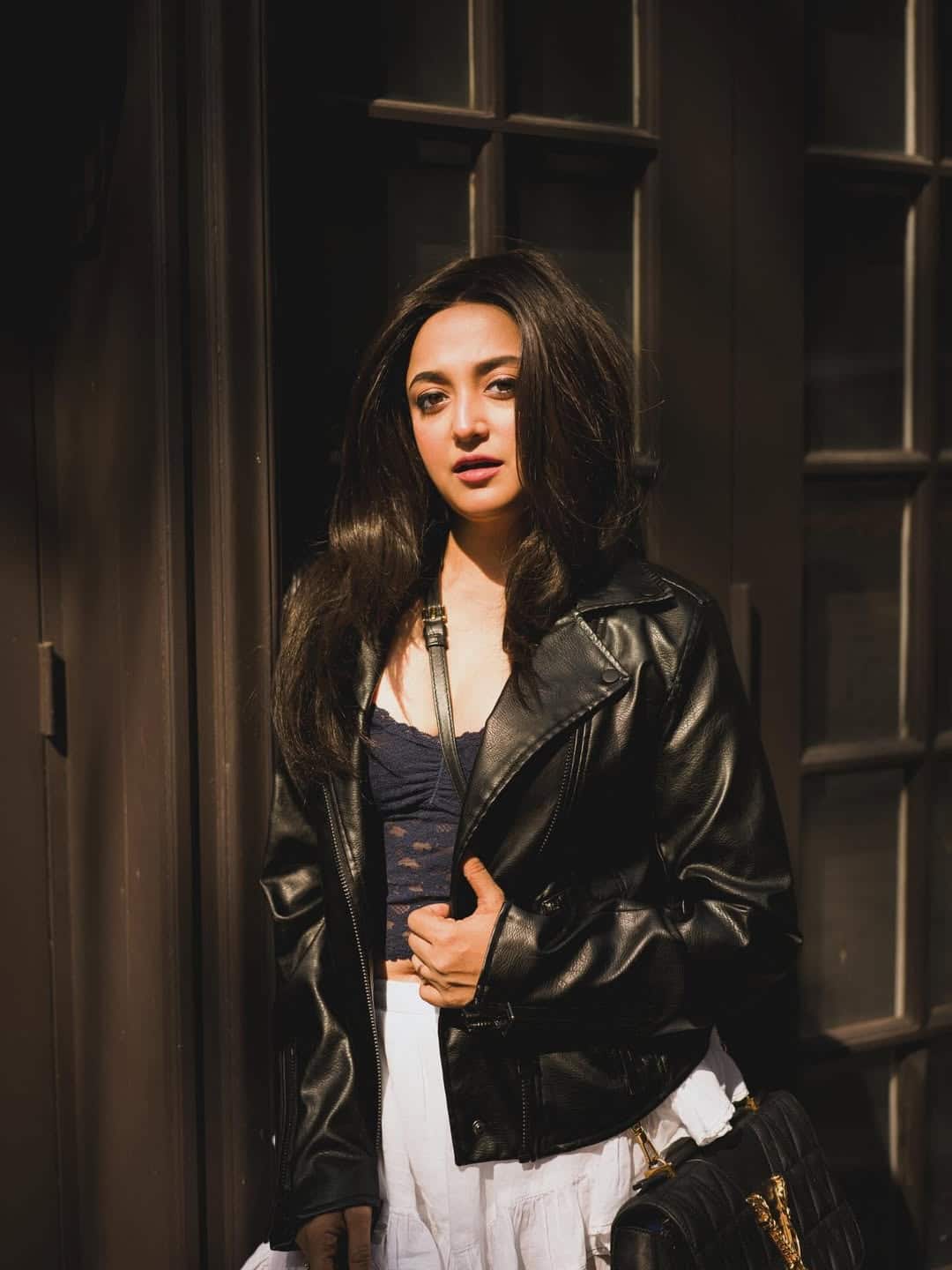 Singer Monali Thakur is currently in the headlines for her personal life.