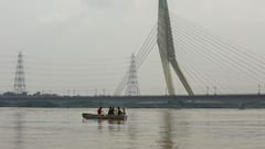 Delhi Families Forced To Evacuate As Yamuna Swells, Homes And Markets Go Underwater: PICS