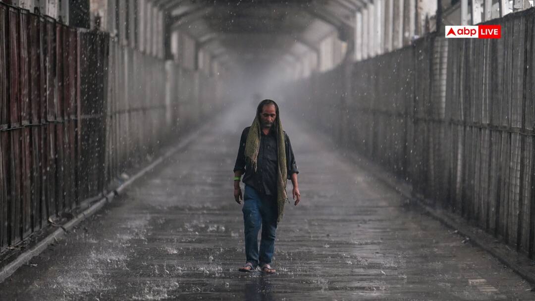 Delhi NCR Weather: Rain starts again in Delhi, Noida and Gurugram, IMD issued Alert Heavy Rains in Delhi: दिल्ली, नोएडा, गुरुग्राम और गाजियाबाद में झमाझम बारिश, मौसम विभाग ने जारी किया रेड अलर्ट