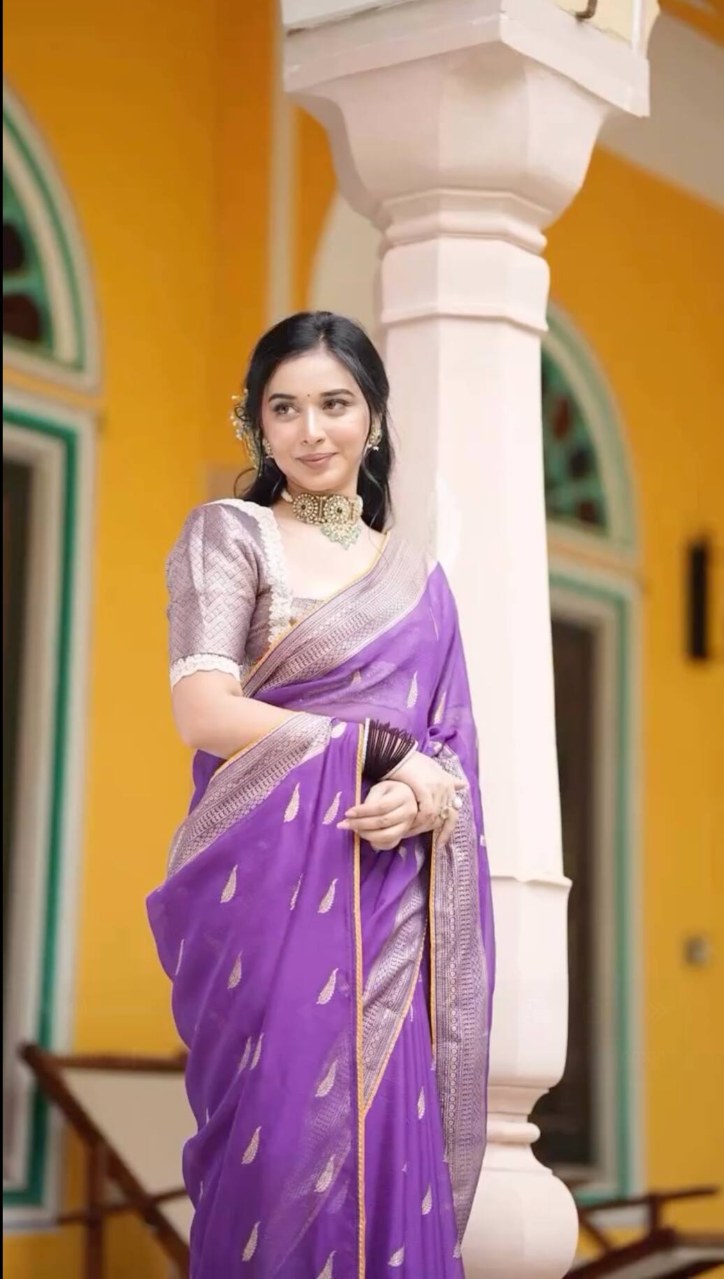 At this time, this video of Tanya is becoming increasingly viral on social media and people are giving their feedback in different ways.