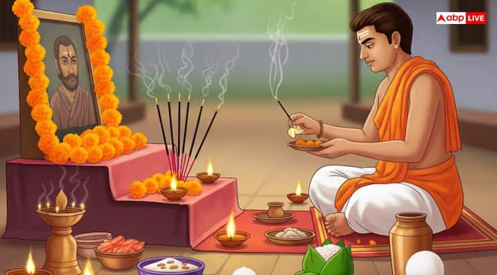 ऐसी मान्यता है कि, पितृ पक्ष के 15 दिनों में पूर्वज धरती पर आते हैं और किसी न किसी रूप में अपने परिवार से मिलते हैं. अगर आप जाने-अनजाने में पितरों का अनादर या उपेक्षा करेंगे तो इससे पितृ आपसे रुष्ट भी हो सकते हैं. इसलिए यह जान लीजिए कि पितृ पक्ष में पितर किन रूपों में आते हैं.