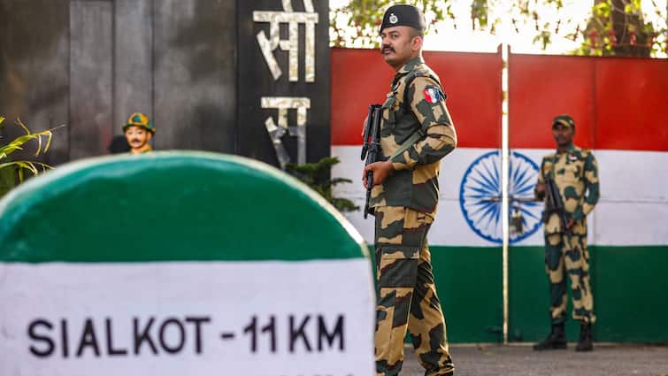 Floods Damage 110 km Of India-Pakistan Border Fence, BSF Begins Exercise To Restore 90 Inundated Posts