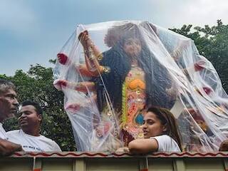 Durga Puja Weather: ষষ্ঠী, সপ্তমী, অষ্টমী, তুমুল বৃষ্টি? মহালয়া থেকেই দুর্যোগ? বড় আপডেট আবহাওয়ার