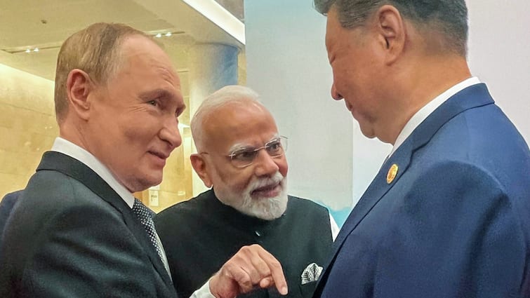 <div>'You Cannot Talk To India, China In That Way': Putin Warns US Against Trump's Tariffs Pressure</div>