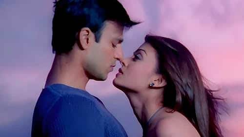 Vivek Oberoi and superstar Aishwarya Rai Bachchan have also been the first X partner of each other. Both of them worked together at the beginning of their acting career, and their pairing was seen in the film Ho Gaya Na. In this film, his on-screen chemistry was well appreciated by the audience. But after some time their relationship broke up and after the breakup, both of them never worked together in a film again.