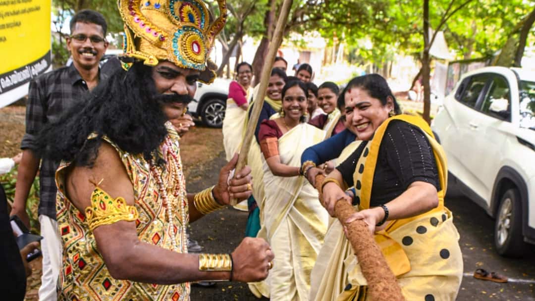 Onam Celebrations Begin In Kerala With Floral Carpets, Feasts And Festivity Onam Celebrations Begin In Kerala With Floral Carpets, Feasts And Festivity