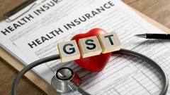 आता महागड्या उपचारांचा ताण नाही, GST कौन्सिलने घेतला मोठा निर्णय, जीवन विमा आणि हेल्थ पॉलिसी करमुक्त, किती हजारांचा फायदा होणार?