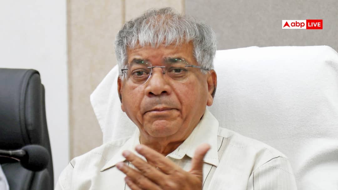Prakash Ambedkar Vanchit Bahujan Aghadi on OBC community Maratha Aarakshan Maratha Aarakshan: मराठा आरक्षण पर प्रकाश आंबेडकर का बड़ा बयान, 'OBC को सड़क पर उतकर...'