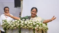 दिल्ली: CM रेखा गुप्ता बोलीं, 'स्थानीय वस्तुओं के महत्व को समझाना शिक्षकों की अहम जिम्मेदारी'