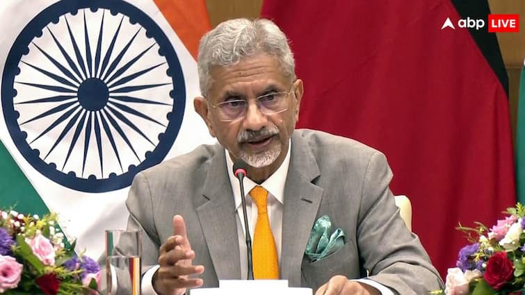 <div>'Hindi An Important Aspect Of Growing Global Interest In Our Culture': Jaishankar On Hindi Diwas</div>