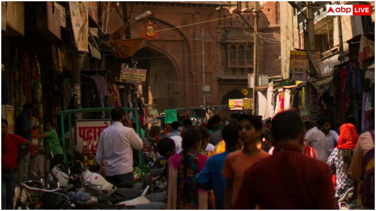 GST Reduction: జీఎస్టీ తగ్గింపు మార్కెట్లో ఇప్పటికే ఉన్న వస్తువులకు వర్తిస్తుందా? రేట్లు పెంచి అమ్మితే ఏం చేయాలి?