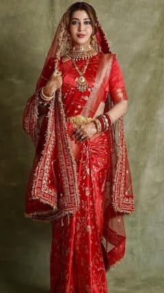 टीवी की पार्वती सोनारिका भदौरिया की 10 खूबसूरत तस्वीरें