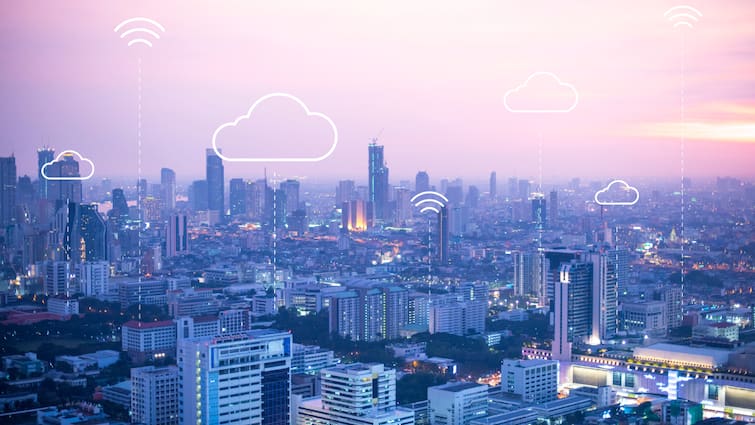 <div>Harnessing AI & IoT In Data-Driven Urban Transformation: Smarter Cities, Secure Governance, Instant Analytics</div>