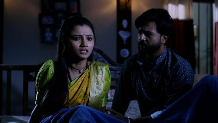 इंद्रायणीच्या स्वप्नात पुन्हाएकदा दैवी संकेत दिसतो. मोठं संकट जवळ येत असल्याचं भाकीत तिच्या मनात उमटतं. हे संकट नेमकं कोणतं, कोणावरून येणार आणि दिग्रसकर घराणं कसं गुंतणार याविषयी मात्र अद्याप गूढ दाटलेलं आहे. पण या गूढामागे जी व्यक्ती आहे ती म्हणजे श्रीकला.