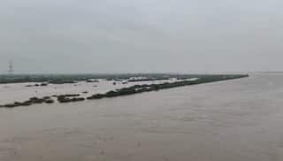 Bharuch: સરદાર સરોવર ડેમમાંથી પાણી છોડાતા નર્મદા નદીનું રૌદ્ર સ્વરૂપ, કાલે શાળા-કોલેજમાં રજા જાહેર