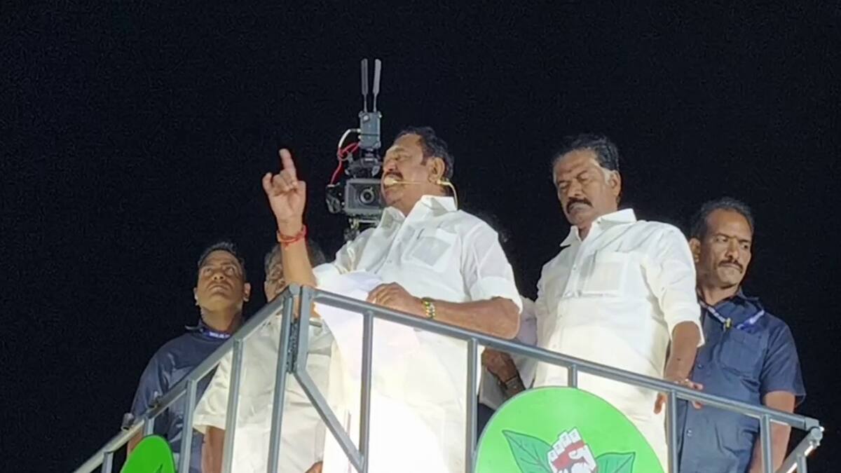 தமிழக காவல்துறையின் கைகள் கட்டப்பட்டுள்ளதால் ஆறு மாதங்களில் ஆறு காவலர்கள் கொலை - இபிஎஸ்