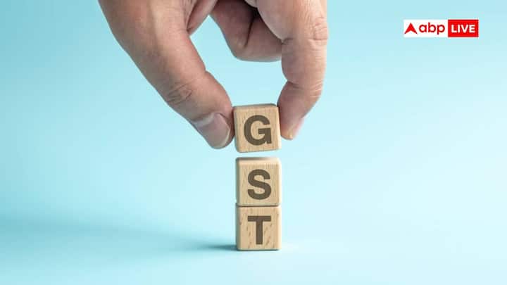 GST In Which Countries: भारत में जीएसटी की नई टैक्स दरें लागू कर दी गई हैं. लेकिन देश में जीएसटी कुछ नया नहीं है. आज यह दुनिया के 160 से ज्यादा देशों में लागू है. भारत ने 2017 में इसे अपनाया था.