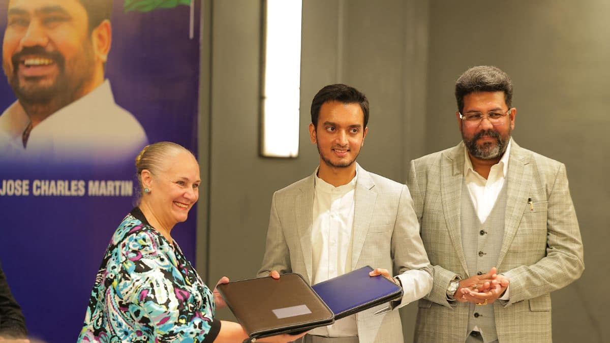 ’உலக தரத்தில் கல்வி’ புதுச்சேரியில் தொடங்கப்பட்ட JCM மக்கள் மன்றம்..!