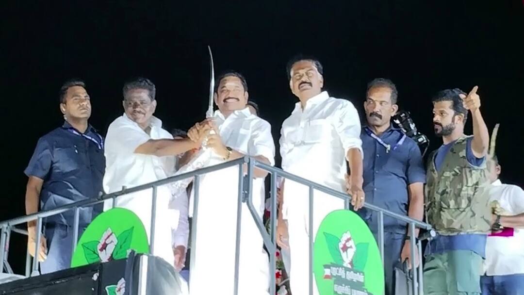 EPS says Six cops killed in six months as Tamil Nadu police hands are tied tnn தமிழக காவல்துறையின் கைகள் கட்டப்பட்டுள்ளதால் ஆறு மாதங்களில் ஆறு காவலர்கள் கொலை - இபிஎஸ்