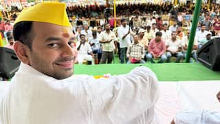 तेज प्रताप ने तेजस्वी यादव से पूछा सवाल- होर्डिंग से माता-पिता की तस्वीर गायब क्यों?
