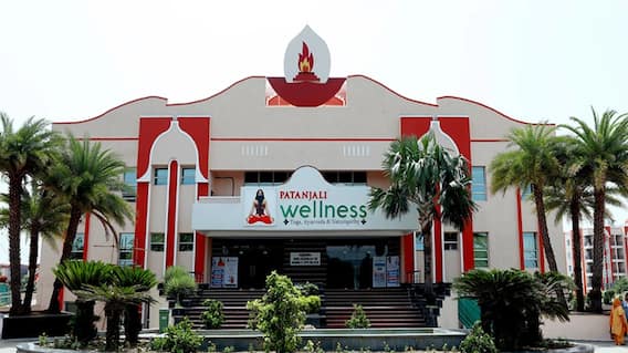 समग्र स्वास्थ्य का प्राकृतिक रास्ता, पतंजलि वेलनेस सेंटर में पाएं शारीरिक और मानसिक संतुलन
