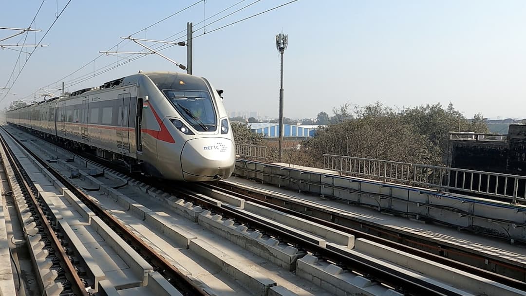 Haryana News RRTS will run from Sarai Kale Khan to Neemrana via Gurugram said Manohar Lal Khattar सराय काले खां से गुरुग्राम होते हुए नीमराना तक दौड़ेगी RRTS, जल्द मिलेगी मंजूरी