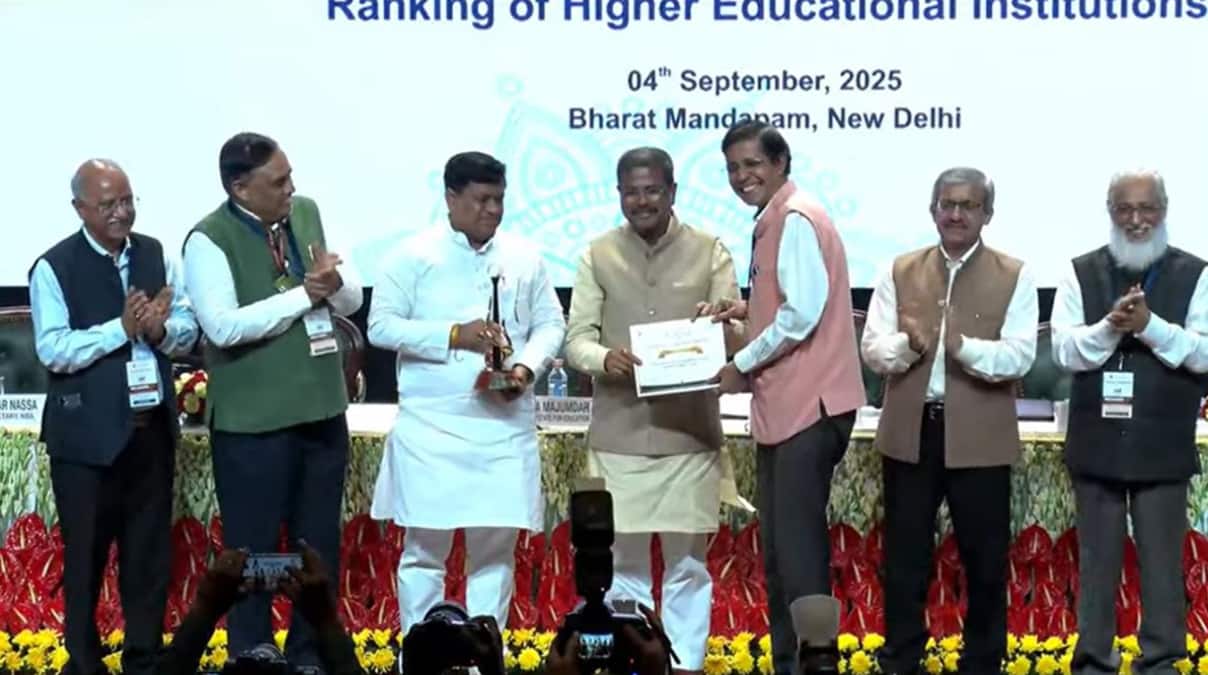 IIT Madras: இந்திய கல்வித்துறையிலேயே 10 ஆண்டாக முன்னிலை; இத்தனை பிரிவுகளில் ஐஐடி சென்னை டாப்பா?