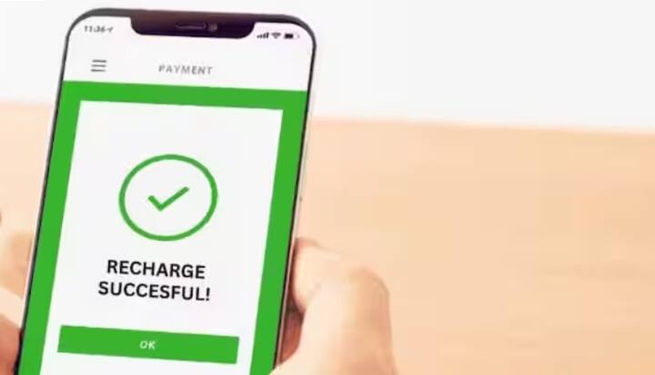 તેથી જો તમે ઇચ્છો છો કે તમારો નંબર હંમેશા એક્ટિવ રહે તો સમયાંતરે રિચાર્જ કરાવવું ખૂબ જ મહત્વપૂર્ણ છે. ભલે તમે તેનો વધુ ઉપયોગ ન કરો. પરંતુ જો તમે સૌથી ઓછી રકમ માટે રિચાર્જ કરો છો, તો પણ તમારો નંબર એક્ટિવ રહે છે.