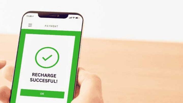 इसलिए अगर आप चाहते हैं कि आपका नंबर हमेशा एक्टिव रहे तो समय-समय पर रिचार्ज कराना बेहद जरूरी है. भले ही आप ज्यादा इस्तेमाल न करते हों. लेकिन अगर आप सबसे कम वाला रिचार्ज भी करते हैं.तब भी आपका नंबर चालू रहता है.