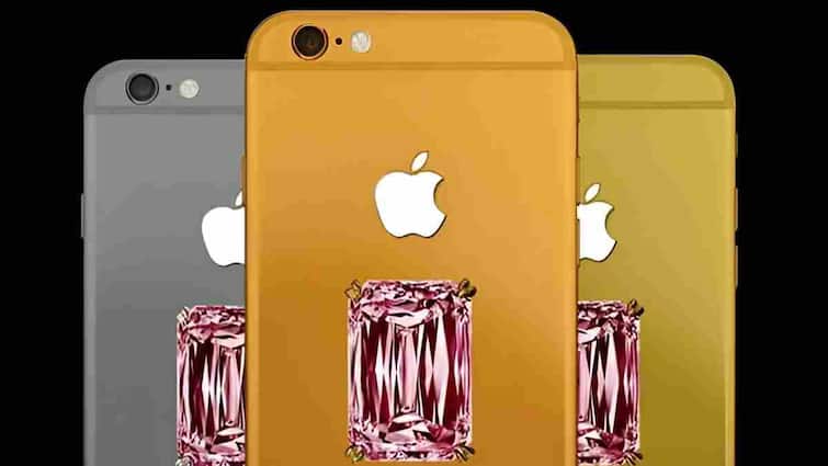 iPhone तो बस झलक है! जानें किसके पास हैं दुनिया के 5 सबसे महंगे और लग्जरी फोन्स iPhone तो बस झलक है! जानें किसके पास हैं दुनिया के 5 सबसे महंगे और लग्जरी फोन्स