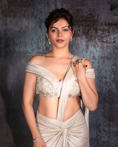 Rubina Dilaik Photo: અભિનેત્રી રુબિના દિલૈકનો લુક તમને દિવાના બનાવી દેશે, જુઓ સુંદર તસવીરો