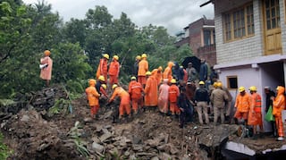 कुल्लू में फिर अचानक भूस्खलन से बड़ी तबाही, शर्मानी गांव में 5 लोग लापता, एक शव बरामद