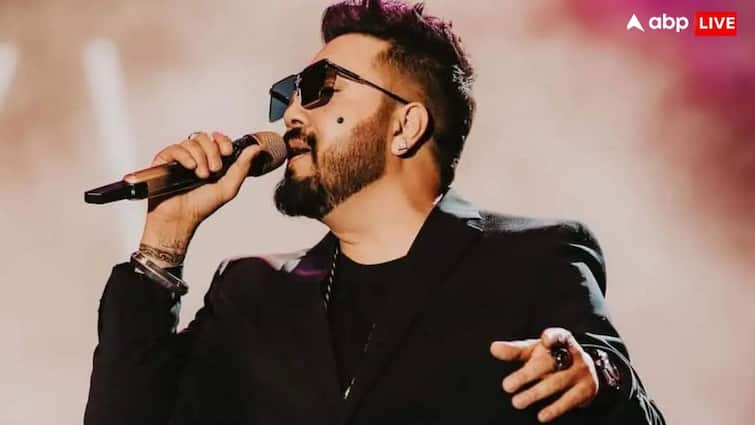 इस सिंगर के पास है 99 घर और 100 एकड़ जमीन, इतने अरब की है नेटवर्थ, जानें फीस