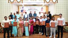 उत्तराखंड की धामी सरकार ने खोला नौकरियों का पिटारा, 4 साल में इतने युवाओं को मिली सरकारी जॉब