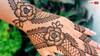Rose Mehndi Design: गुलाबों के डिजाइन से सजाएं अपने हाथ, हर कोई आपके डिजाइन का हो जाएगा दीवाना