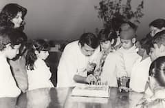 Hrithik Roshan Celebrates Father Rakesh Roshan’s Birthday With Unseen Childhood Pics