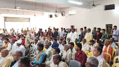 महोबा में किसान महापंचायत का आयोजन, प्रधानमंत्री फसल बीमा घोटाले पर कार्रवाई की मांग