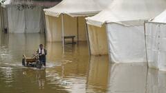 दिल्ली के कई इलाकों में बाढ़ का खतरा बरकरार, खतरे के निशान से ऊपर बह रही यमुना; बीमारियों का खतरा भी बढ़ा