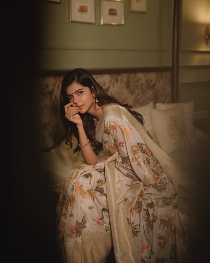 मशहूर फिल्ममेकर प्रियदर्शन ने अपने करियर में कई हिट फिल्मों दी हैं, उनमें से कुछ फिल्मों का रीमेक भी बना है. प्रियदर्शन की हिट फिल्मों को बात करें तो तो भूल भुलैया, हेरा फेरी, दे दना दन, चुप चुप के और भी कई फिल्में शामिल हैं.