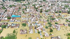 मथुरा में उफान पर यमुना नदी का जलस्तर, 26 गांव प्रभावित, वृंदावन के परिक्रमा मार्ग में भी पानी