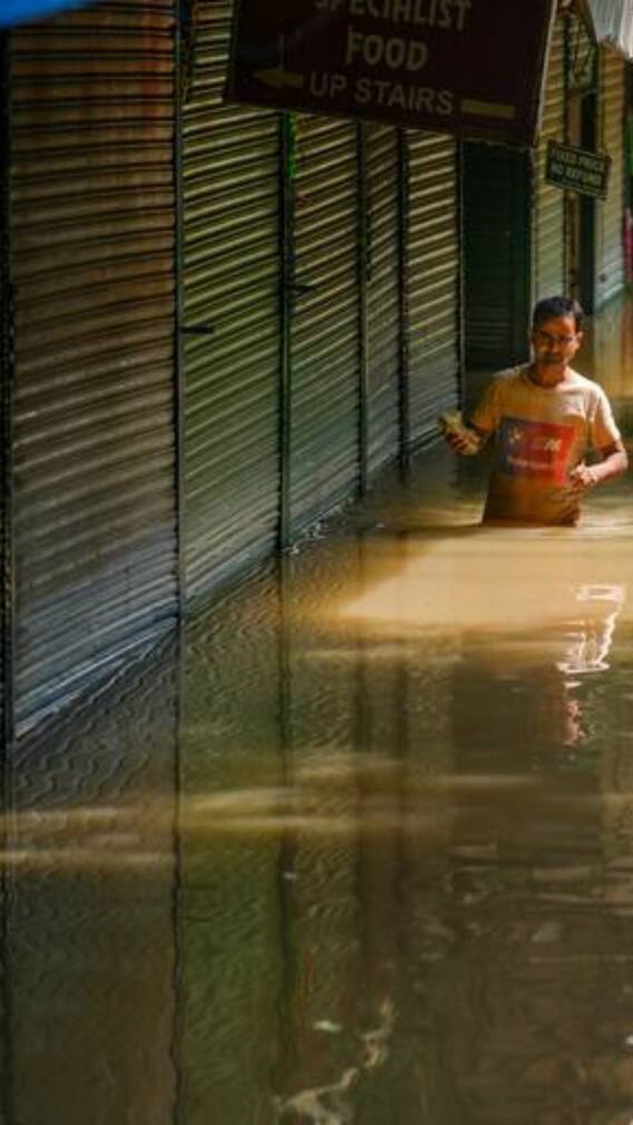 दिल्ली में यमुना का जलस्तर घटा, लेकिन राहत नहीं, मौसम साफ, उमस बढ़ी