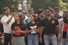 Raghu Dakat: রাজ্য সফরে টিম 'রঘু ডাকাত', মালদায় দেব, অনির্বাণ, ইধিকাকে দেখতে বাঁধভাঙা ভিড় সাধারণ মানুষের