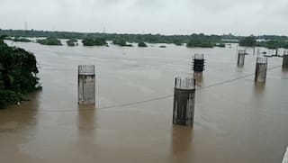 Gujarat Rain: વિશ્વામિત્રી નદીમાં પાણી છોડવામાં આવતા ઢાઢર નદી ભયજનક બની,385 લોકોનું સ્થળાંતર