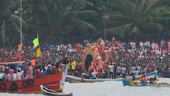 Lalbaugcha Raja Visarjan Delayed Amid High Tide In Mumbai