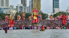 अनंत चतुर्दशी: मुंबई में 18,000 से ज्यादा गणपति प्रतिमाओं का हुआ विसर्जन, सड़कों पर उमड़ा जनसैलाब