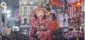 Lalbaugcha Raja Visarjan 2025: लालबागचा राजा 22 तासांनी विसर्जनासाठी पोहोचला, गिरगाव चौपाटीवर गणेशभक्तांची प्रचंड गर्दी